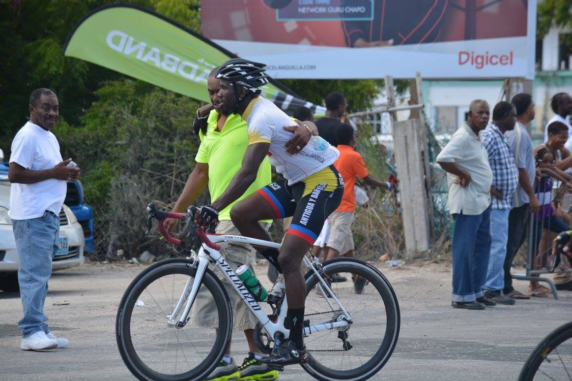Andre Simon competing in a cycling race